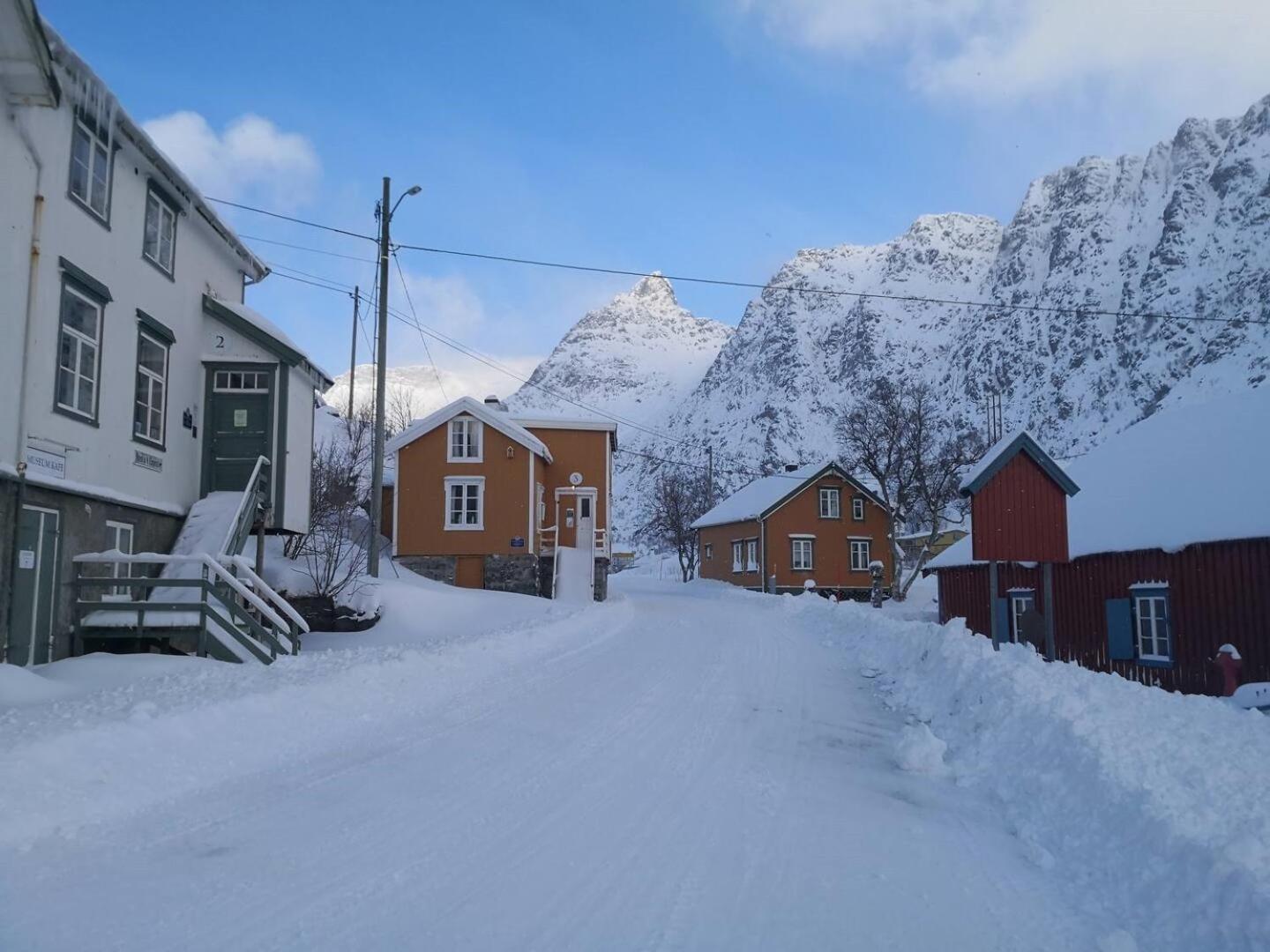 House With Amazing View & Location In Tind Villa Sørvågen Екстериор снимка